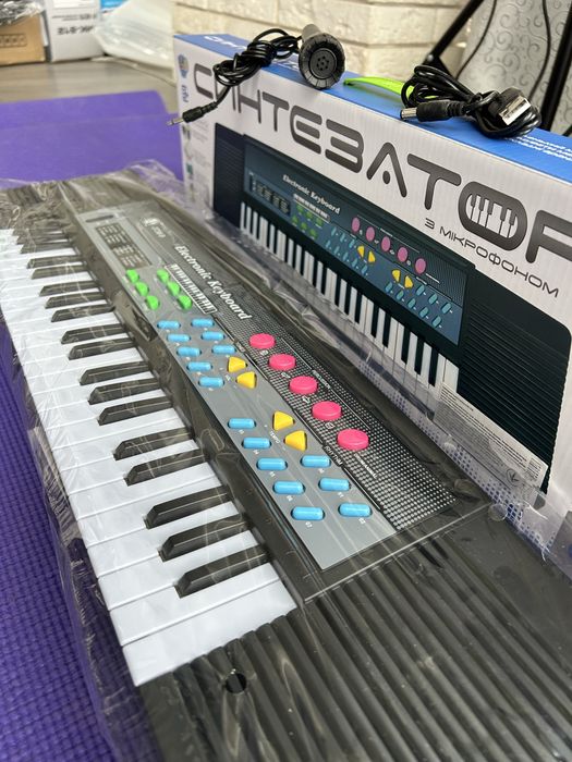 Синтезатор Дитячий (новий) с мікрофоном