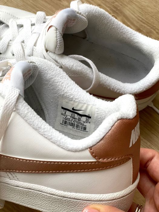 Шкіряні кеди Nike білі 39, 25см шкіра