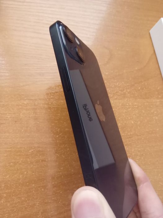 IPhone 13 Midnight blue 128gb