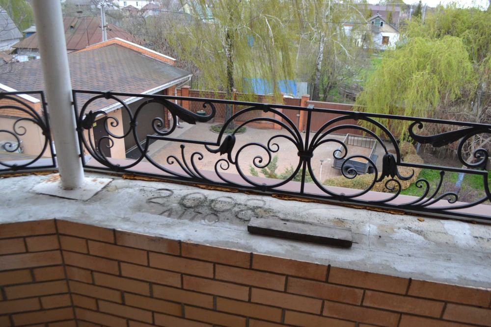 Продам просторий будинок біля річки. с. Літки, Броварськийр-н.