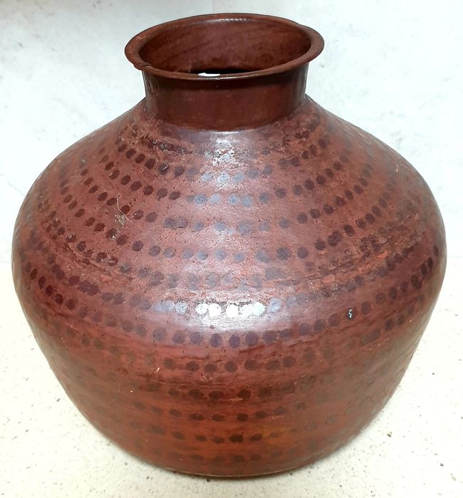 Fantastic large antique copper pot / pitcher handmade with hammered copper