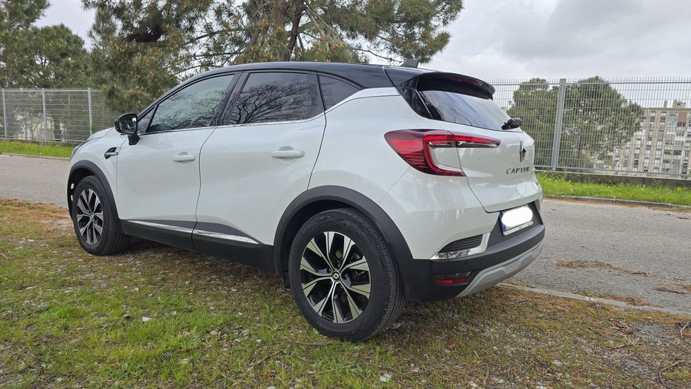Renault Captur Hybrid