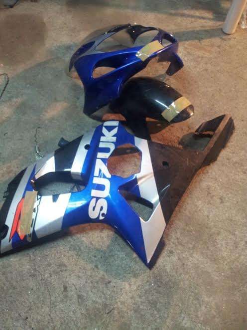 peças Suzuki gsxr 750/1000 ano 2000. K1.K2.