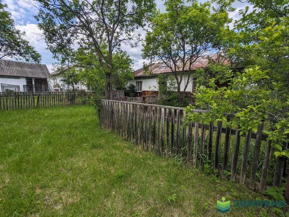 Продається земельна ділянка  розташована в с. Павлівка (8)