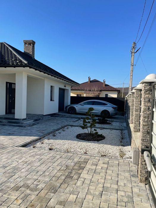 Приватний будинок