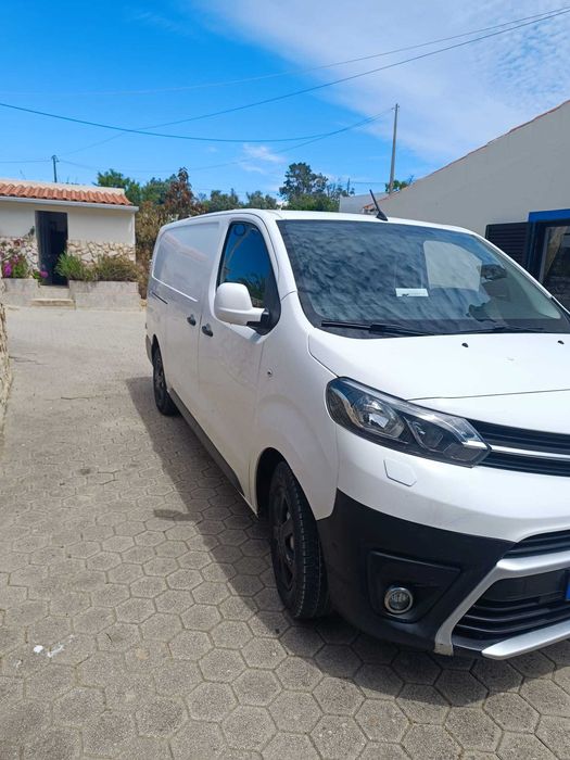 Toyota Proace 2.0 L2H2 175 cv