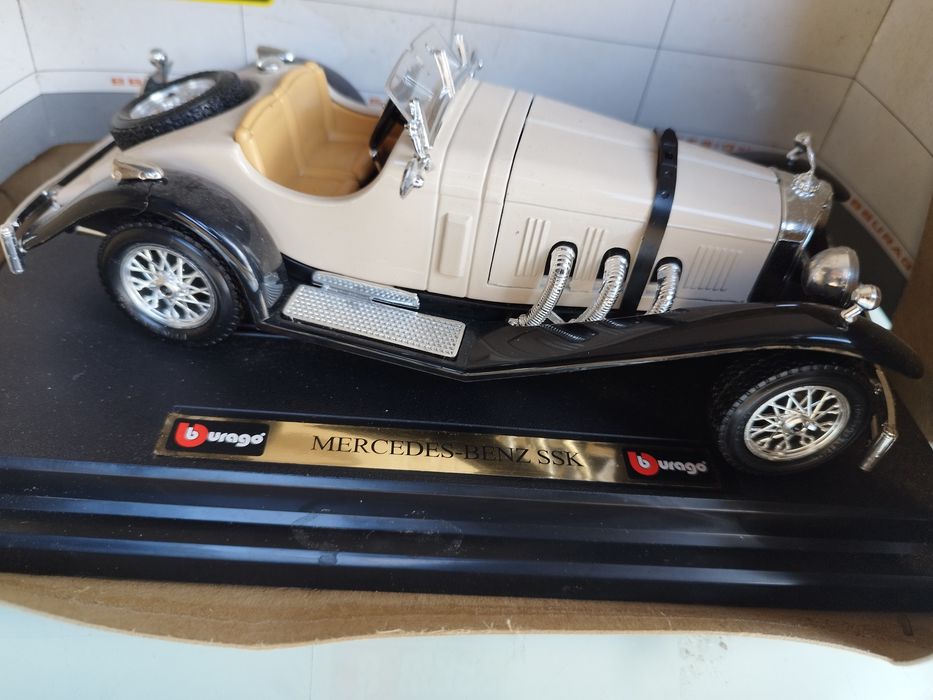 Mercedes-Benz SSK da Bburago, escala 1:24,