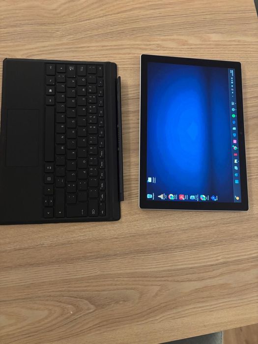 Microsoft Surface Pro 7 i5438275028697763844