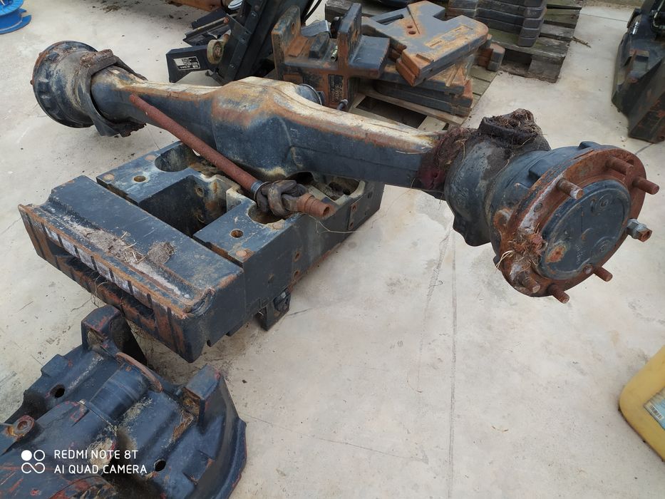 Most Case 5120 Carraro 5130 chłodnica 5140 wspornik  5150 obciążnik