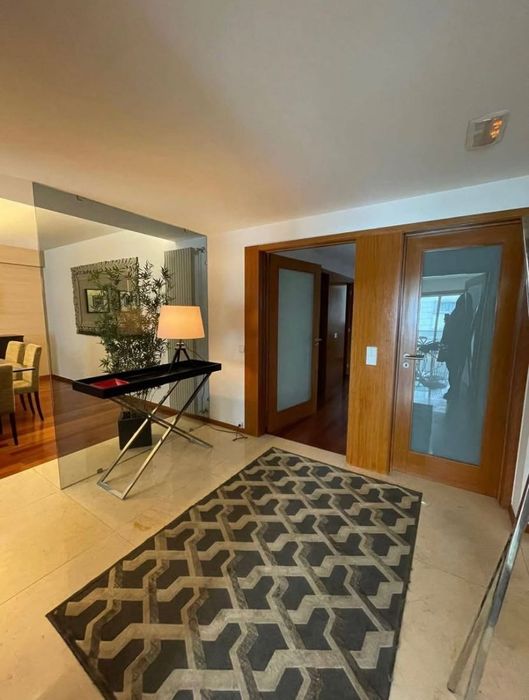 3-Bedroom Apartment with Private Garage | S. Vítor – Braga