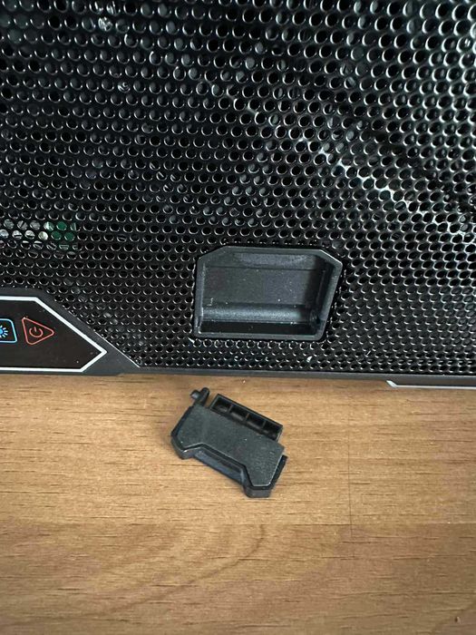 KLIM V14 Gamingowa podkładka chłodząca do laptopa 2 porty USB