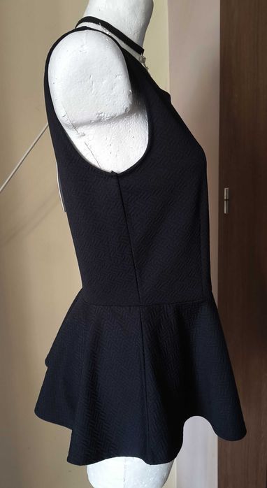 NOWA czarna drapowana bluzka top z baskinką Vero Moda M oldmoney