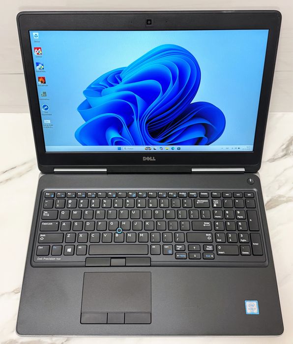 Dell Precision 7510 15.6"FHD IPS|i7-6920HQ|16GB|360SSD|M2000M|АКБ 29%
