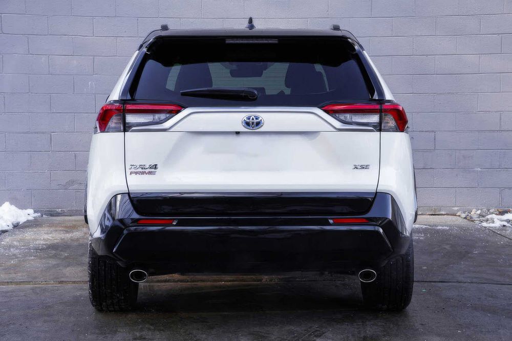 Toyota RAV4 Prime XSE      2022