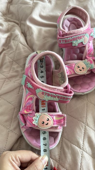 Skechers 10-11 мигаючі сандалі для дівчинки