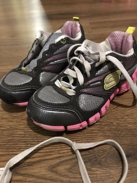 Кросівки для дівчинки