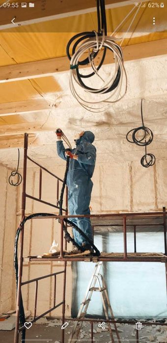 Ocieplanie  piana pur poddasza dachu Izolacje natryskowe pianką pur