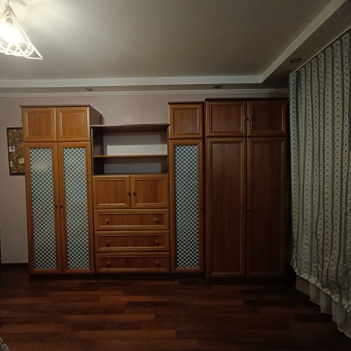 Продам стенку б/у