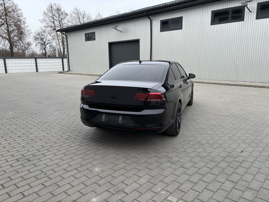 Volkswagen passat black edition