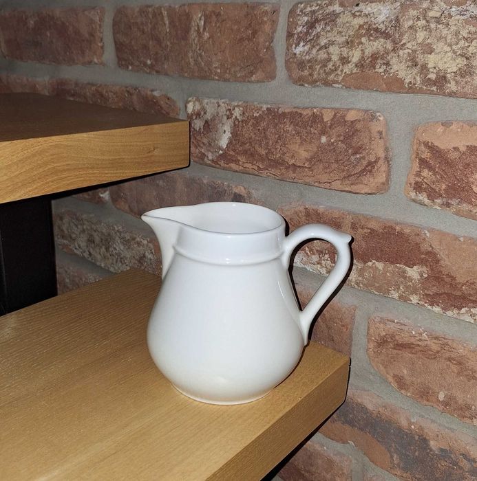 S.P.M. Walküre Bayreuth porcelanowy dzbanek mlecznik