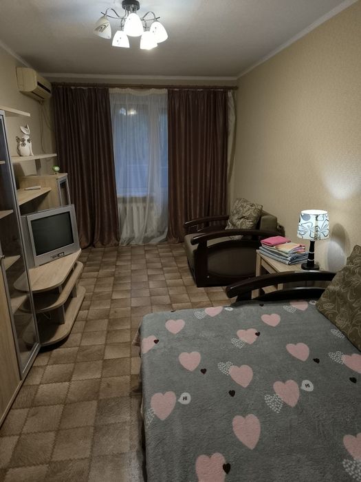 ‼️‼️‼️Сдам квартиру на площади посуточно