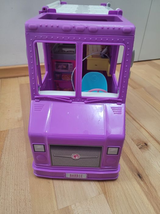 Kamper foodtruck Barbie
