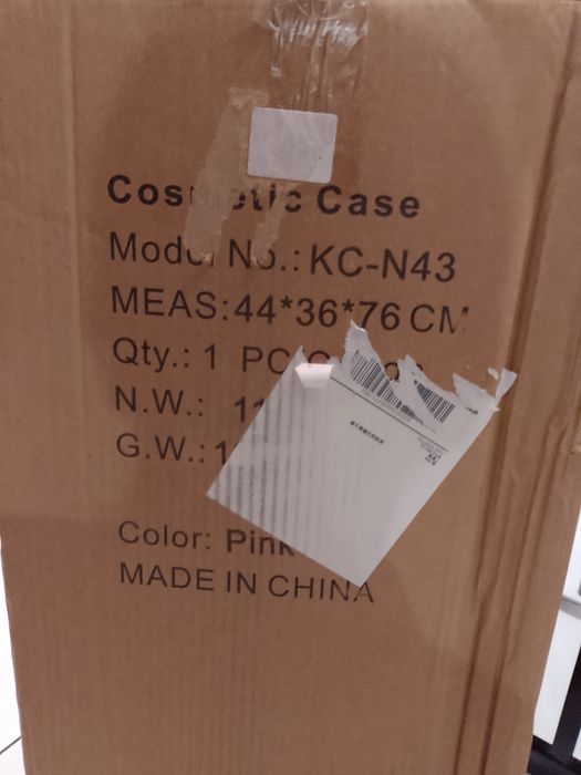 Walizka fryzjerska lub kosmetyczna