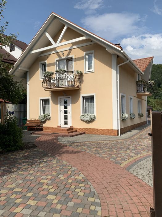 Здається номер, поверх(3 кімнати) Закарпатття, Квітка Полонини,Солочин