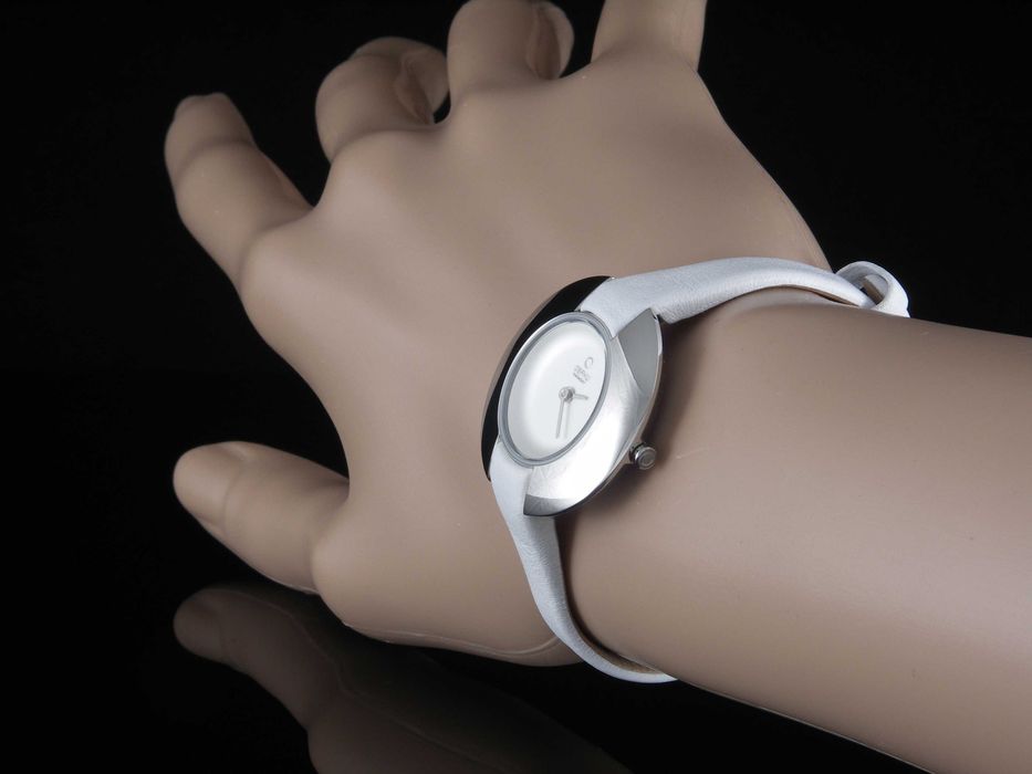 nowy zegarek marki OBAKU model V135LCIRW