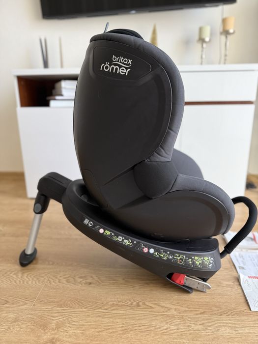 Дитяче автокрісло Britax Römer dualfix 2r