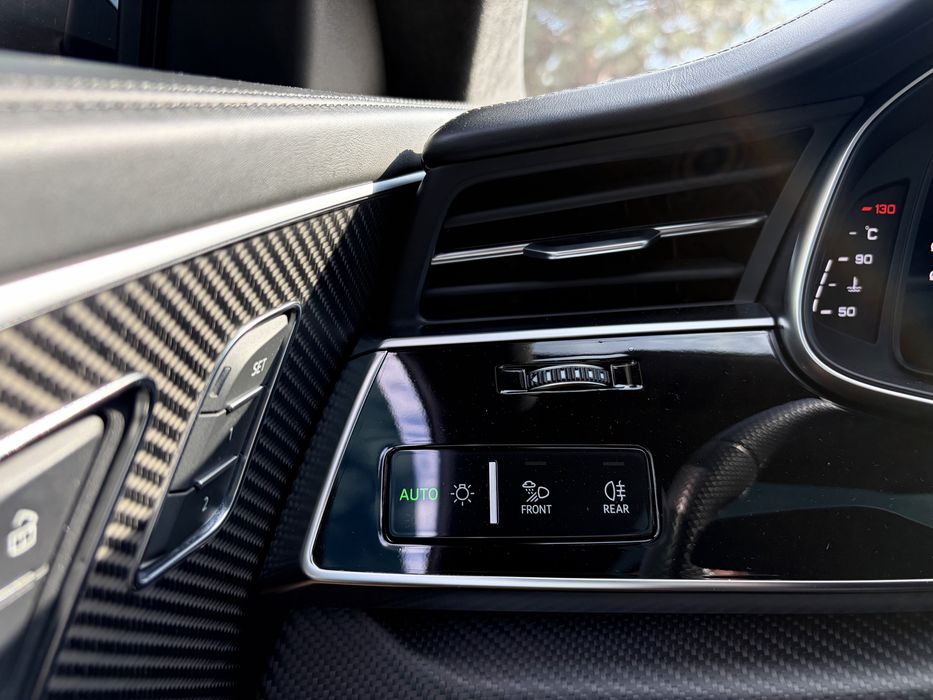 Audi RS Q8 4.0 TFSI MHEV S-tronic 600 л.с. quattro Exclusive