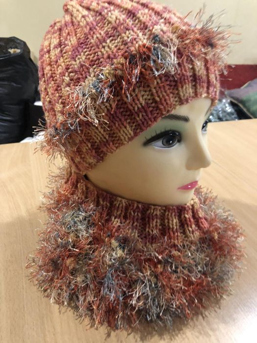 Набір шапка і шарф