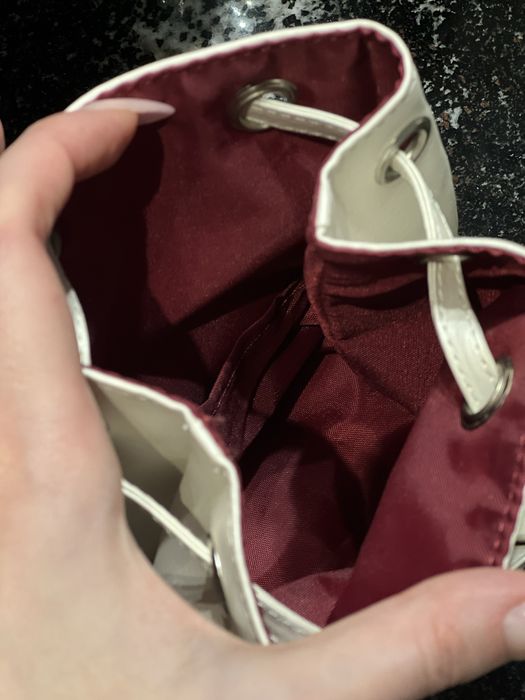 Torebka biała kremowa worek kosmetyczka rozmiar 18,5x14 szerokość