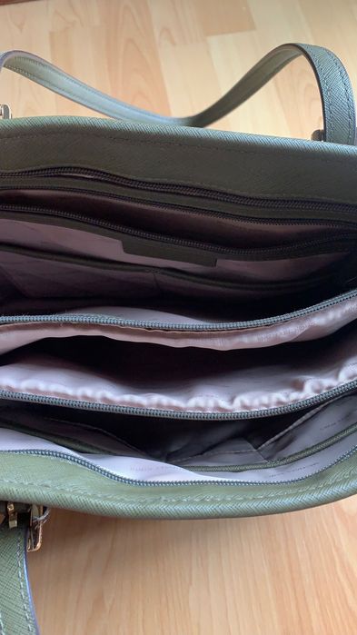 Mala Michael Kors verde seco