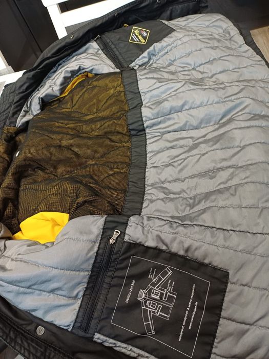 Czarna męska kurtka Camel Active rozm 2XL.