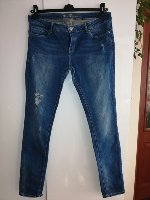 Spodnie damskie jeansowe rozmiar 33/32.