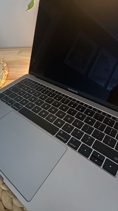 MacBook Pro 13, 2017 r. - bardzo dobry stan, 128gb