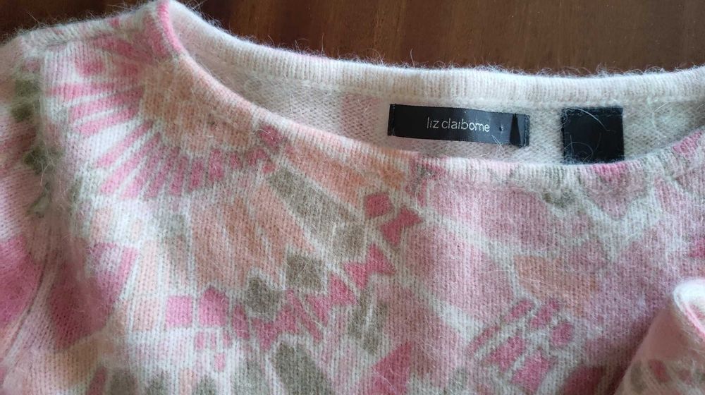 Светр  ангоровий