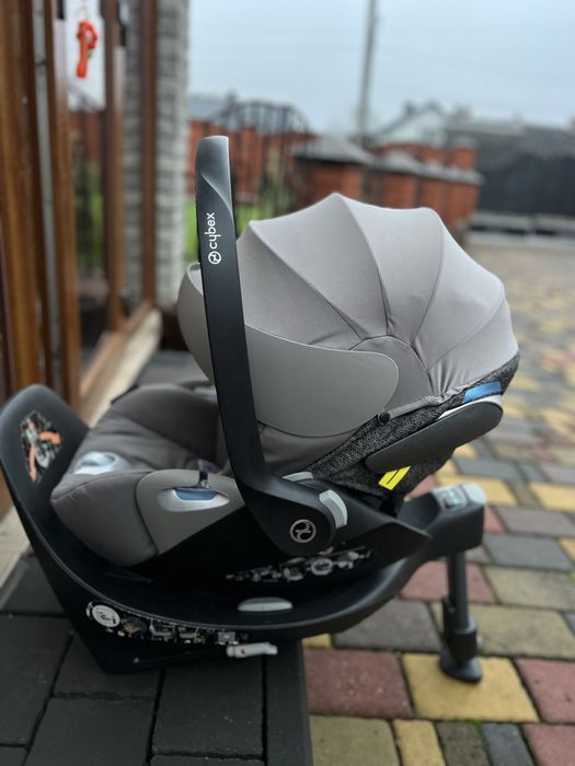 Автолюлька Cybex cloud Z i-Size та База Cybex Base isofix Z