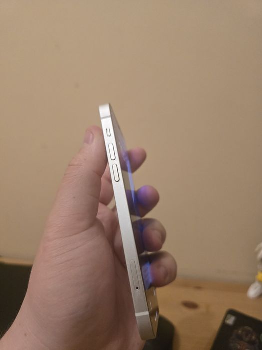 Iphone 12 64гб батарея 80%