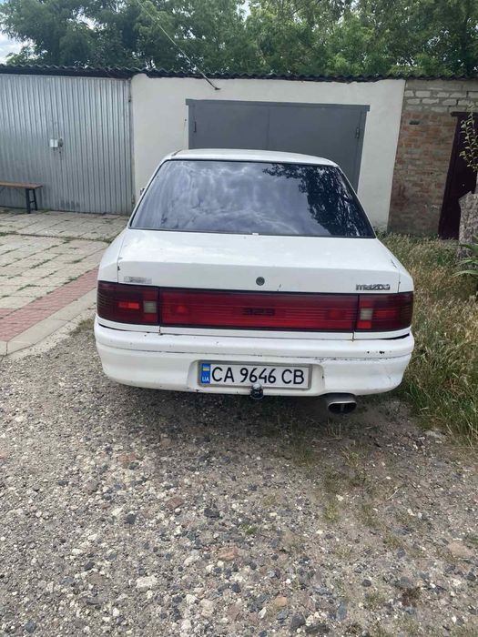 Mazda 323 BG 1.6бензин