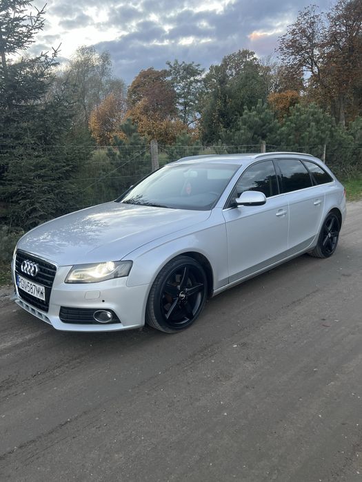 Audi a4 b8 2.0 TDI 140 km alu 18 ! Klima !