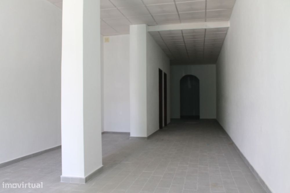 Loja para arrendar, 60 m²