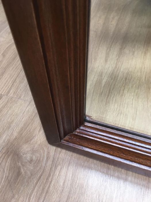 Espelho antigo em madeira maciça