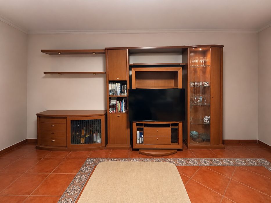 Quarto estudio e estante pra sala
