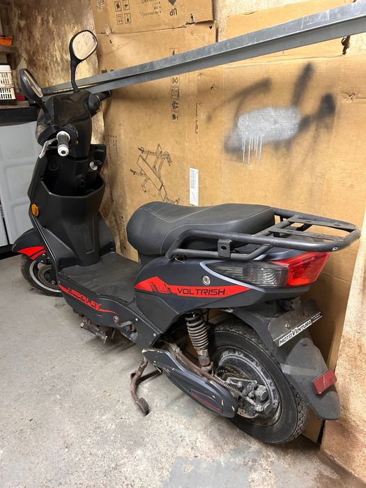 Scooter elétrica
