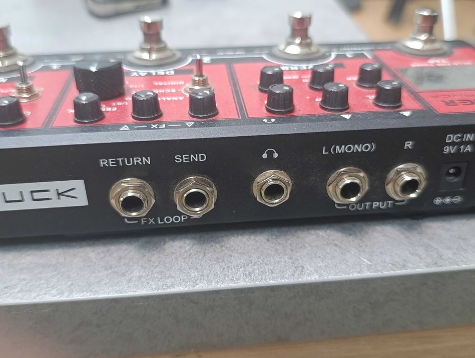 mooer red truck pedal