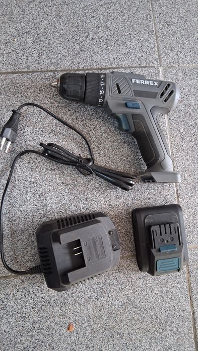 Berbequim a bateria.