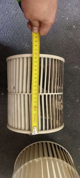 Електродвигун внутрішнього блоку канального кондиціонера