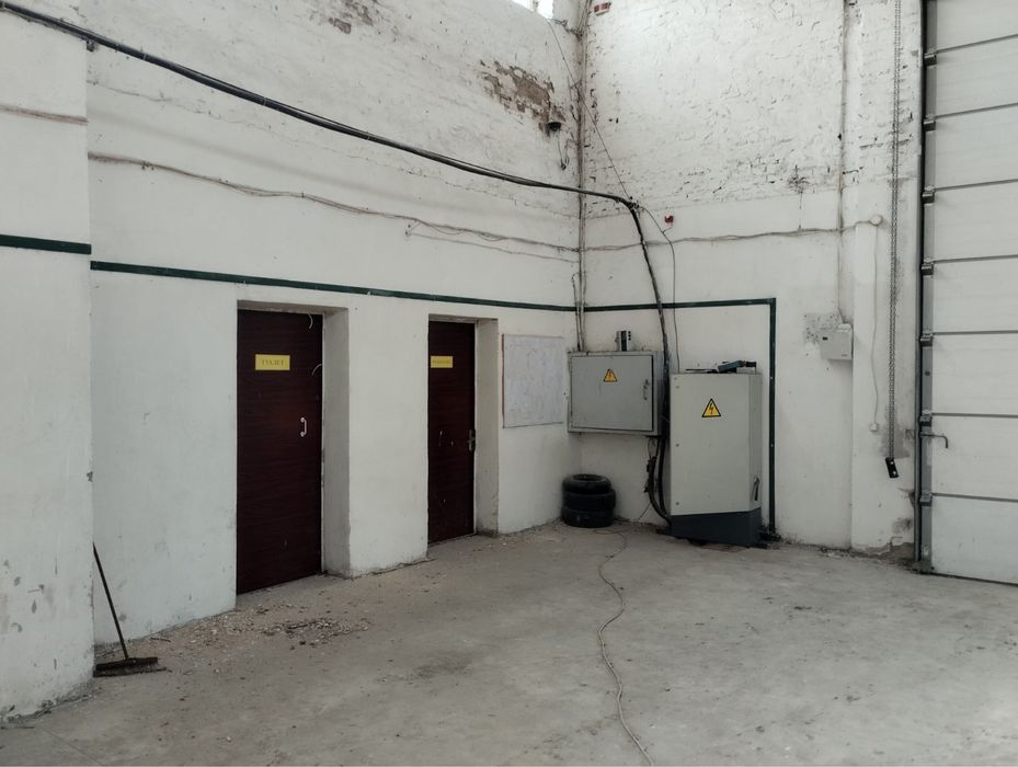 Виробниче, та складське приміщення